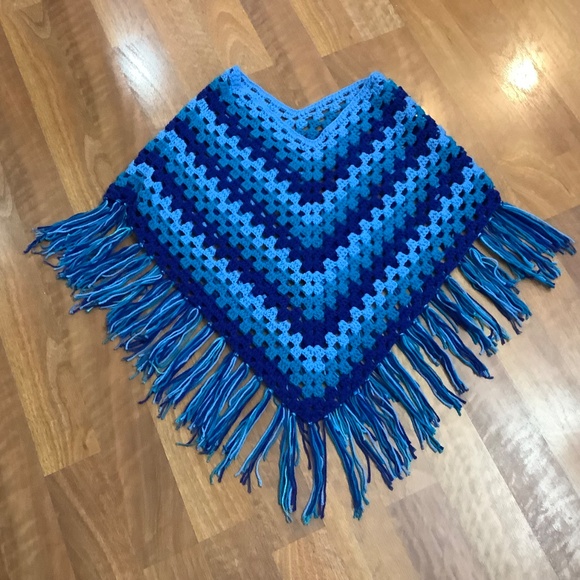 Beautiful hand-made crocheted Poncho One Size fits most - Picture 2 of 15